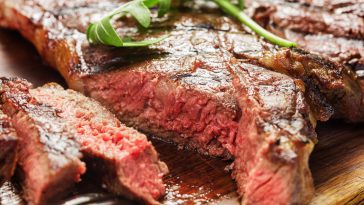 How to Cook a Steak in the Oven: Do You Know the Best Way?