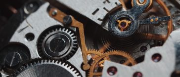 Amazon CEO Invests in 10,000-Year Mountain Clock in West Texas